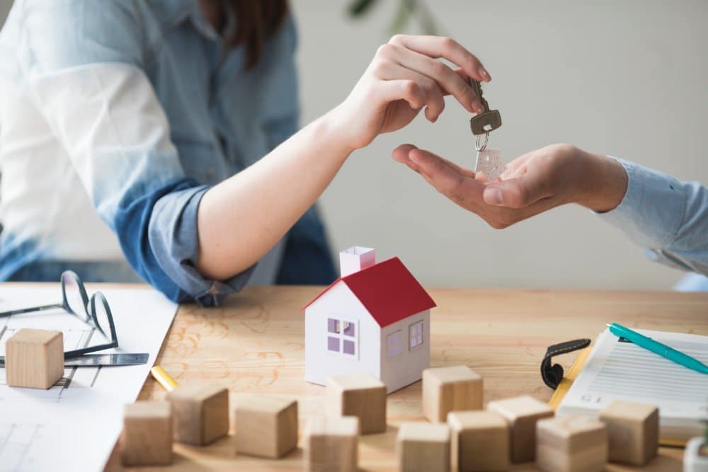 Indemnización por venta de piso en alquiler